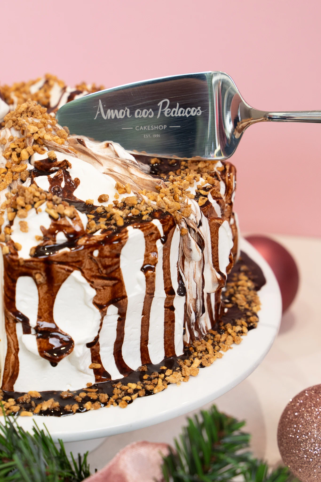 AMOR AOS PEDAÇOS X PULSE MARKETING X FLUCTUS